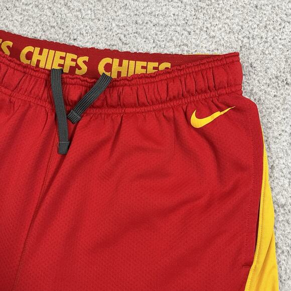 Kansas City Chiefs Shorts Mens Medium Nike Training On Field Football Team NFL - Picture 7 of 14
